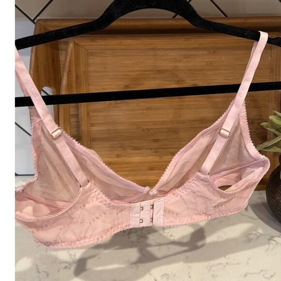 Savage x Fenty flocked logo cotton candy pink sheer with wire bra sexy size 36D - Picture 7 of 8